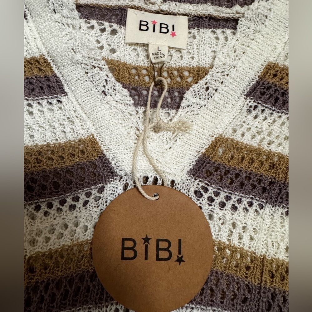 NWT BiBi V-Neck Striped Knit Boho Beach Vacation Top | Size Large - Picture 9 of 10